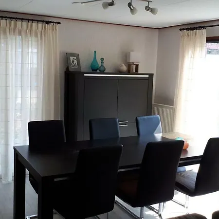 בקתה Chalet In Prachtige Omgeving
