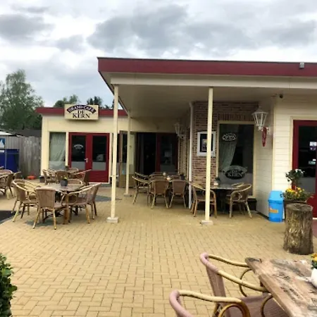 Chalet In Prachtige Omgeving פוטן